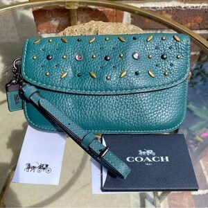 NWT Coach Clutch With Prairie Rivets 21638
